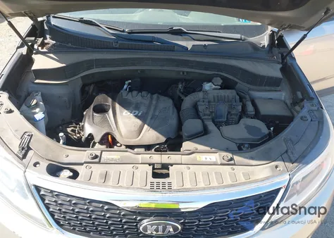 2014 Kia Sorento Lx z USA, uszkodzony, nr VIN 5XYKT4A6XEG515695